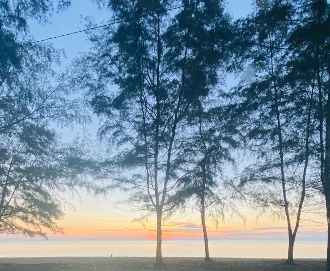 Paka Tamim Seaview Hotel 外观 照片
