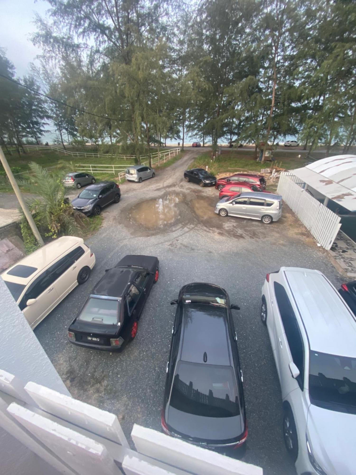 Paka Tamim Seaview Hotel 外观 照片