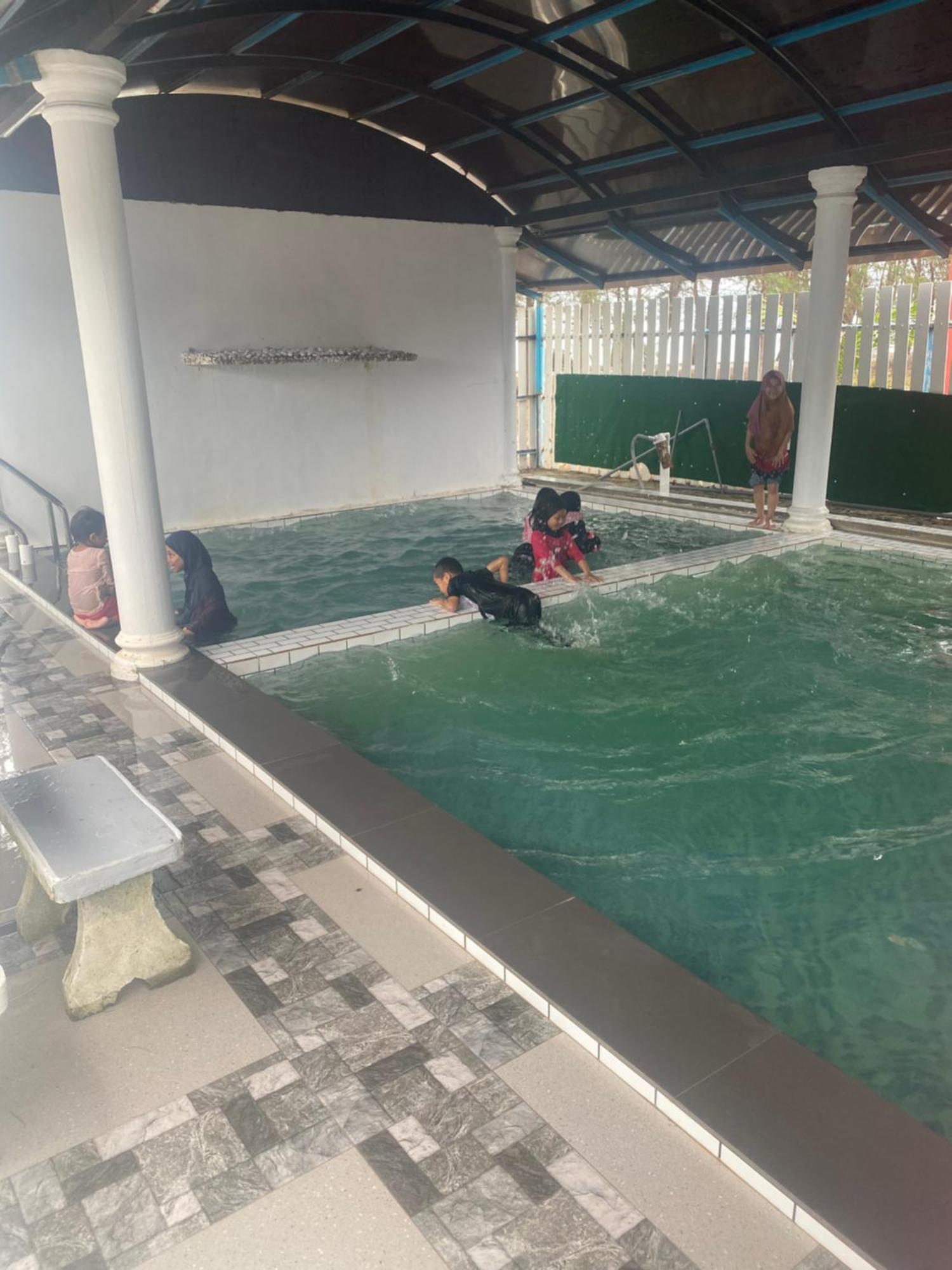 Paka Tamim Seaview Hotel 外观 照片