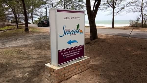 Paka Tamim Seaview Hotel 外观 照片